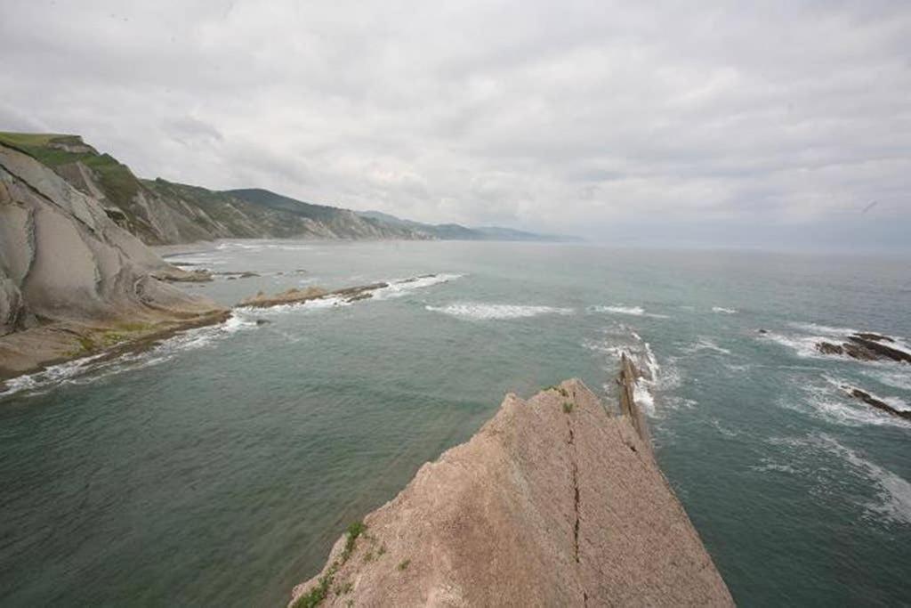 2 Habit, Sala, Terraza, Jardin, Parking Gratis Διαμέρισμα Zumaia Εξωτερικό φωτογραφία