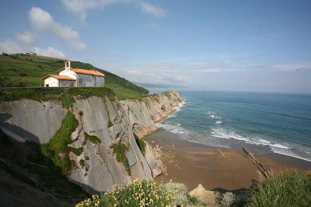 2 Habit, Sala, Terraza, Jardin, Parking Gratis Διαμέρισμα Zumaia Εξωτερικό φωτογραφία